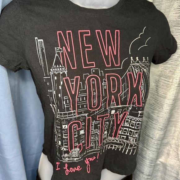 Old Navy ~ Girls NYC Graphic Tee - Size Med (8) - Picture 4 of 6